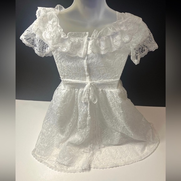 Lace mini dress - Picture 6 of 8